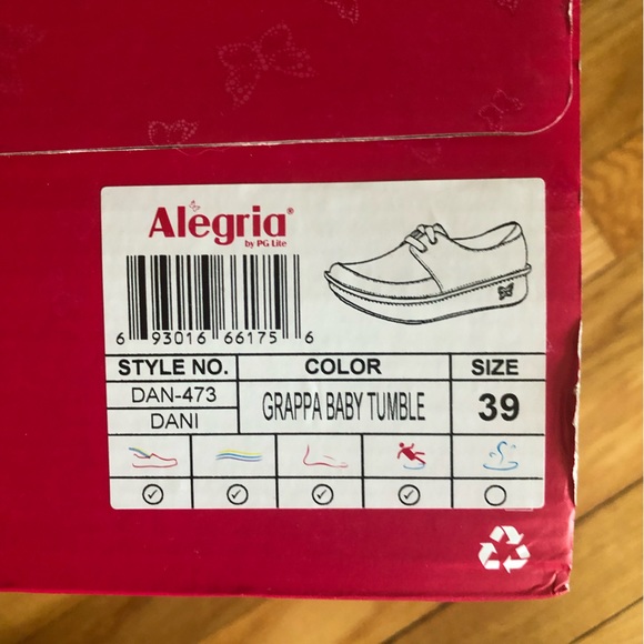 ๐บ๐บ Alegria Burgandy Leather Lace-Up Oxford ๐บ๐บ - Picture 3 of 15